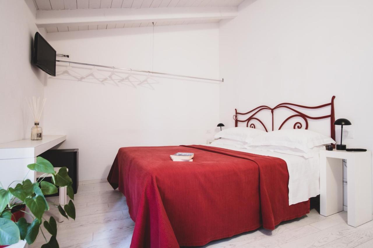 Casa Fola - City Centre Rooms Верона Екстер'єр фото