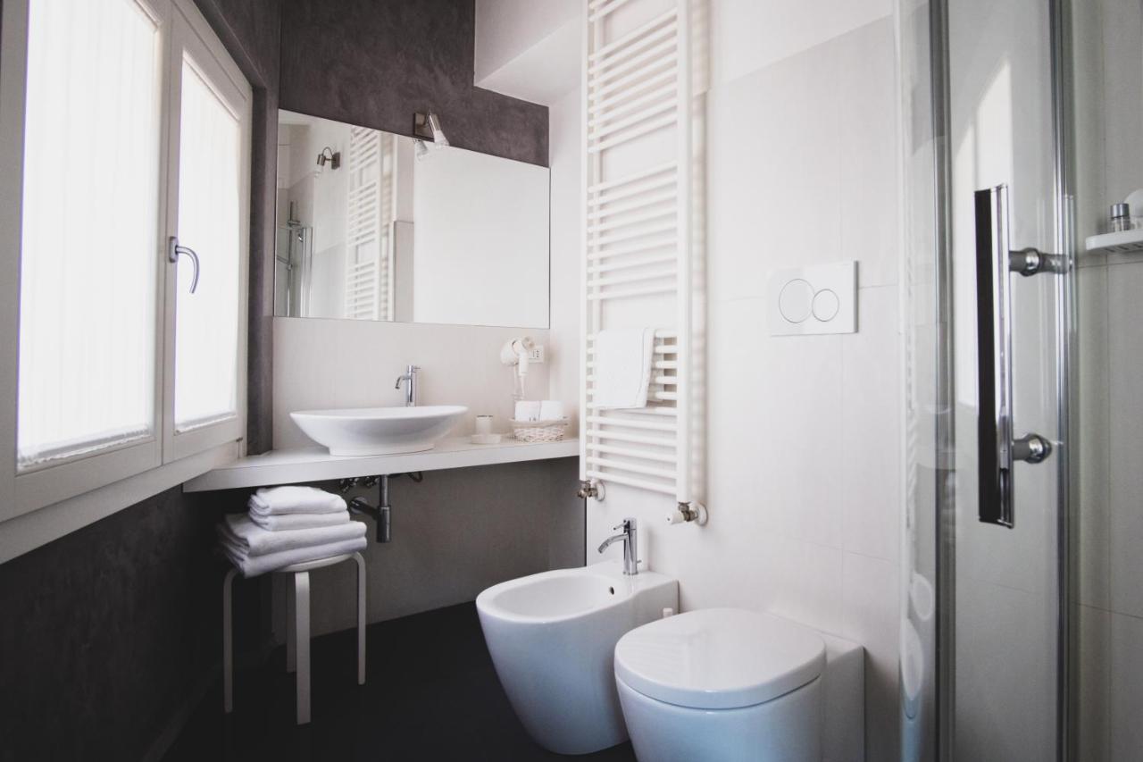 Casa Fola - City Centre Rooms Верона Екстер'єр фото